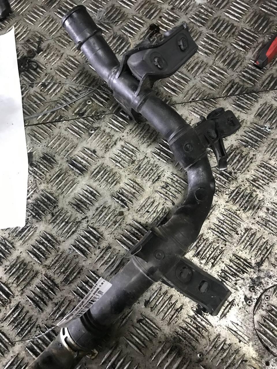 Трубка охлаждающей жидкости пластиковая 539NUO Citroen Xsara Picasso - Фото 1