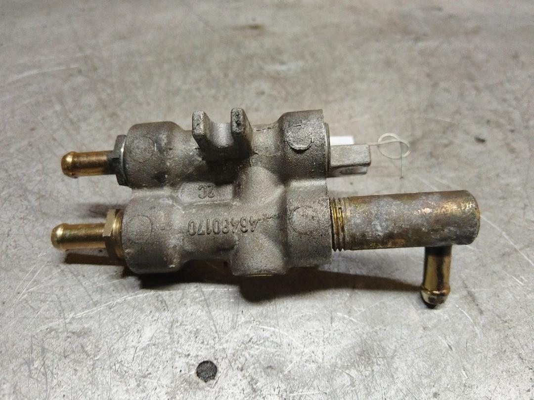 Дозатор-распределитель топлива 38JCMH Alfa Romeo 147 купить с доставкой