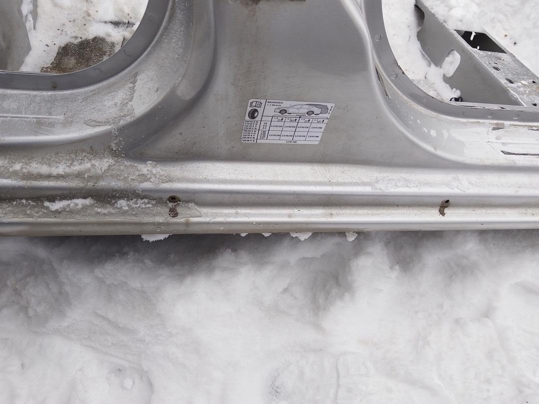 Стойка кузовная центральная правая O6N8H6 Ford Mondeo купить с доставкой