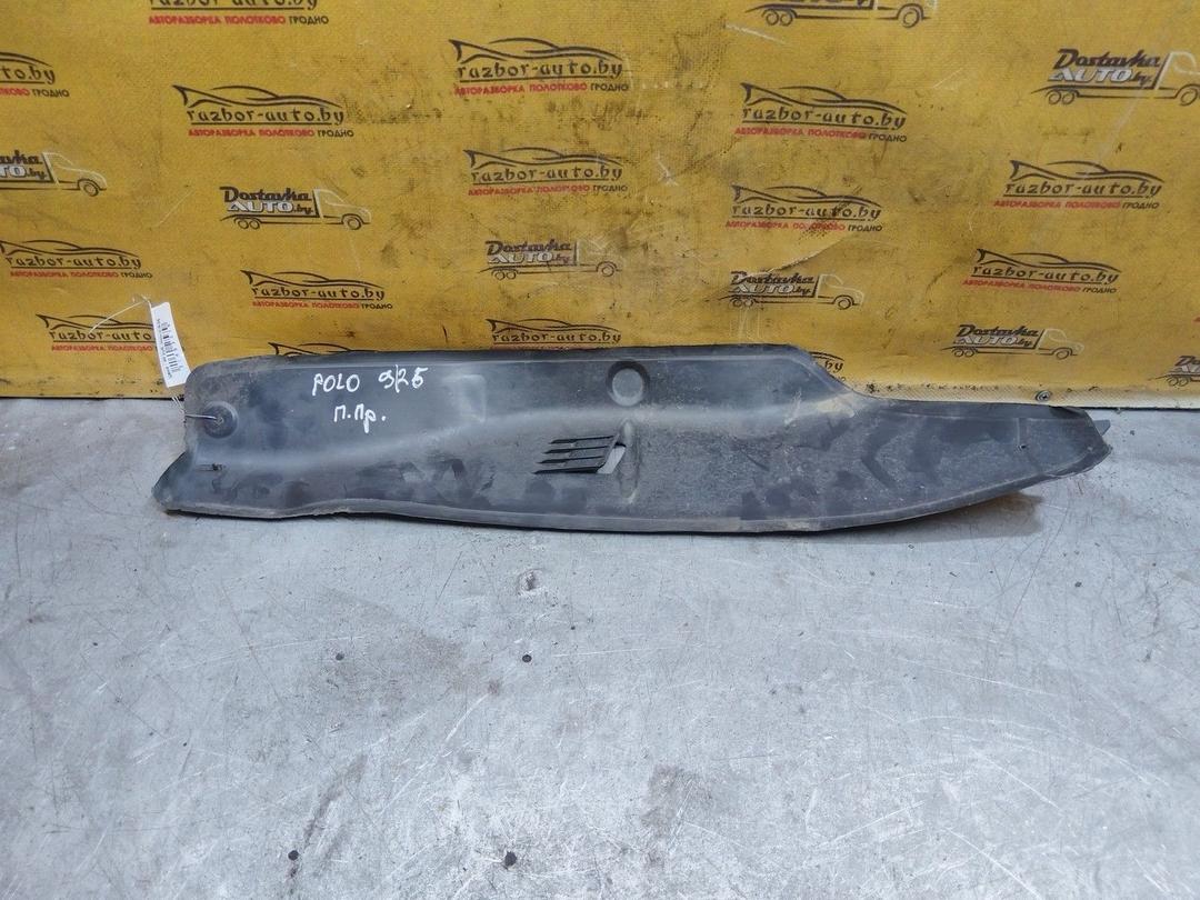 Пыльник крыла переднего правого LEZ85X Volkswagen Polo