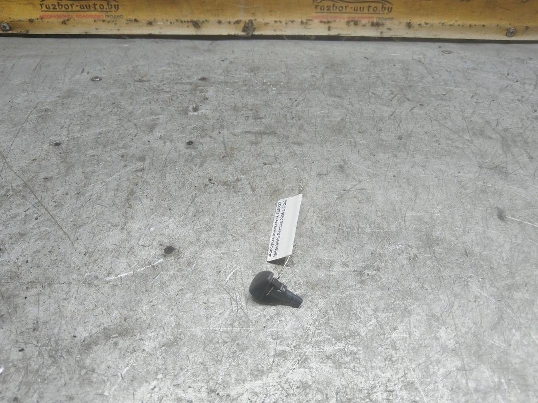 Форсунка омывателя 4EAA82 Mitsubishi Grandis купить в магазине запчастей бу