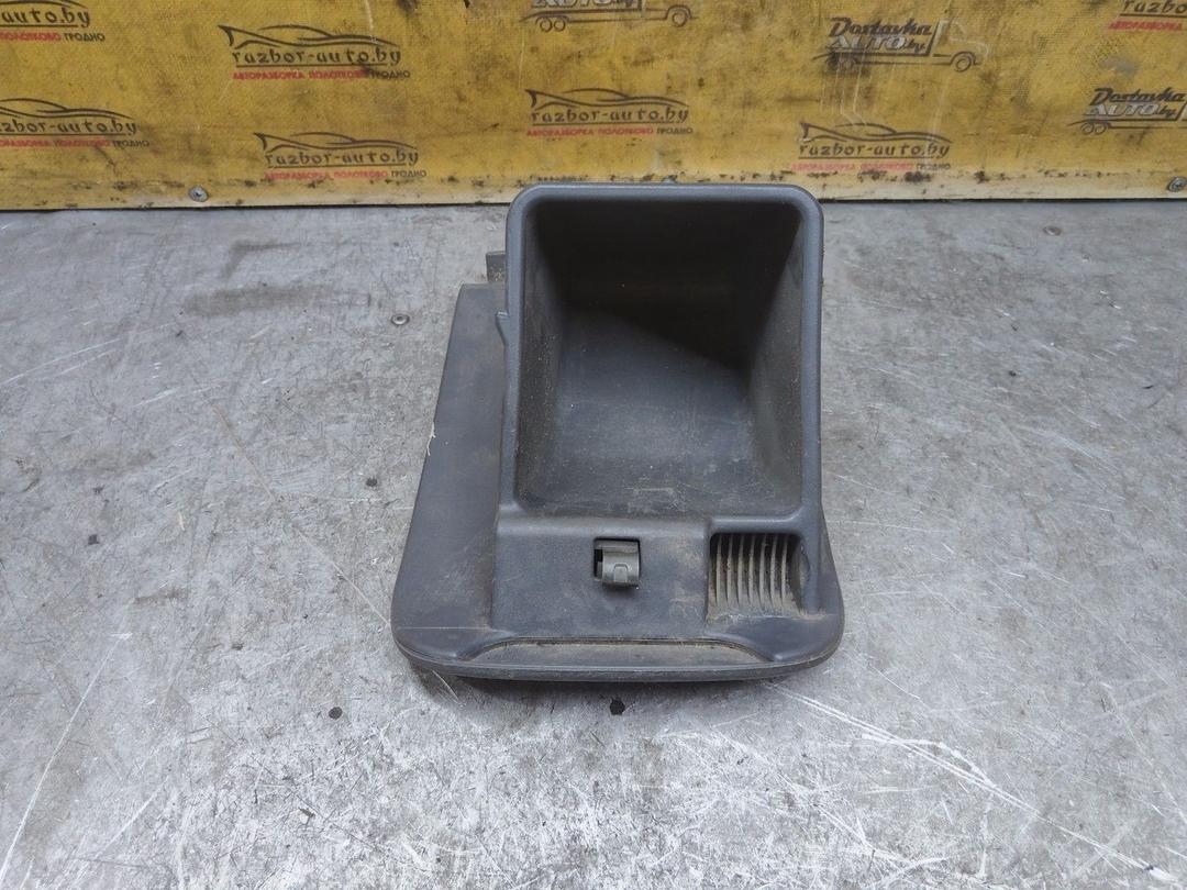 Бардачок QT6P67 Citroen C5 купить с доставкой