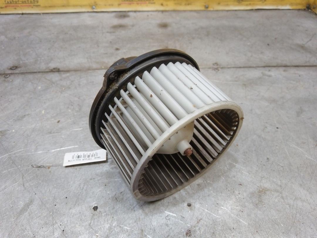 Моторчик печки YTS14W Hyundai Trajet - Фото 8