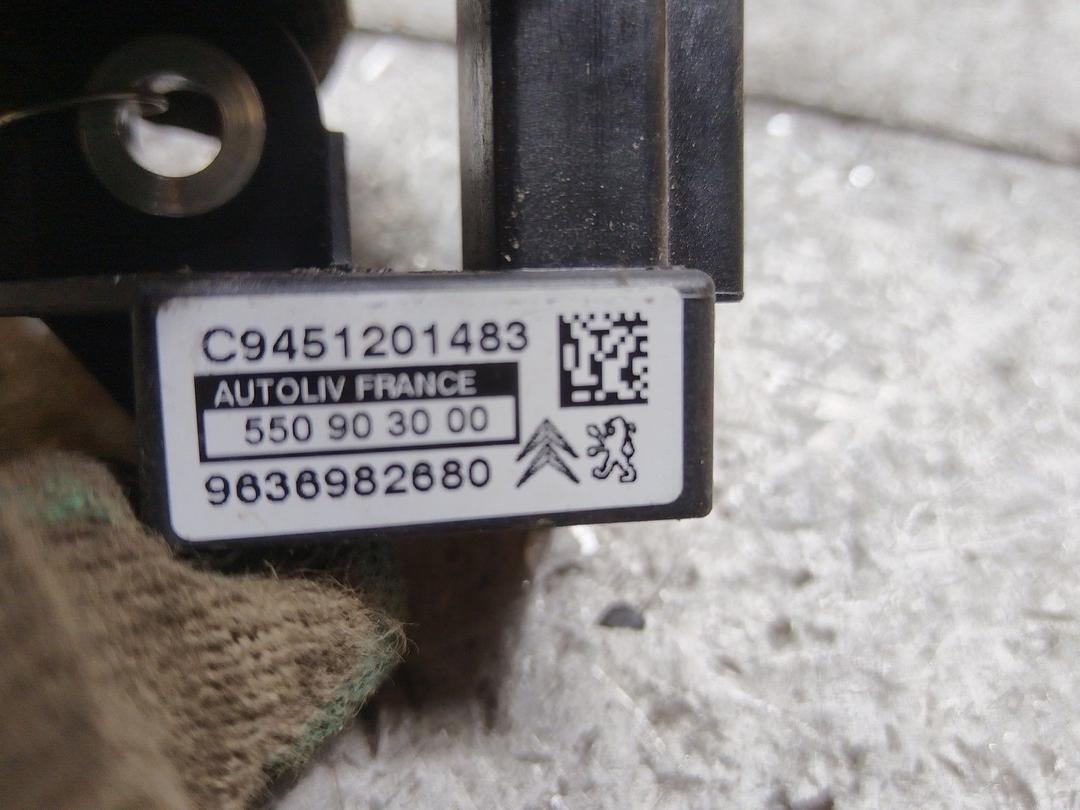 Датчик удара IQ52K2 Peugeot 206 купить в магазине запчастей бу