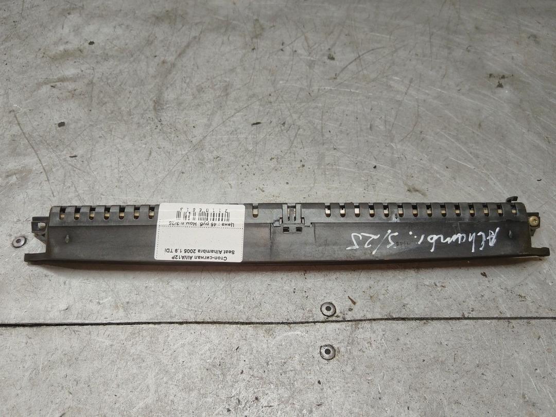 Стоп-сигнал AWA12P Seat Alhambra купить