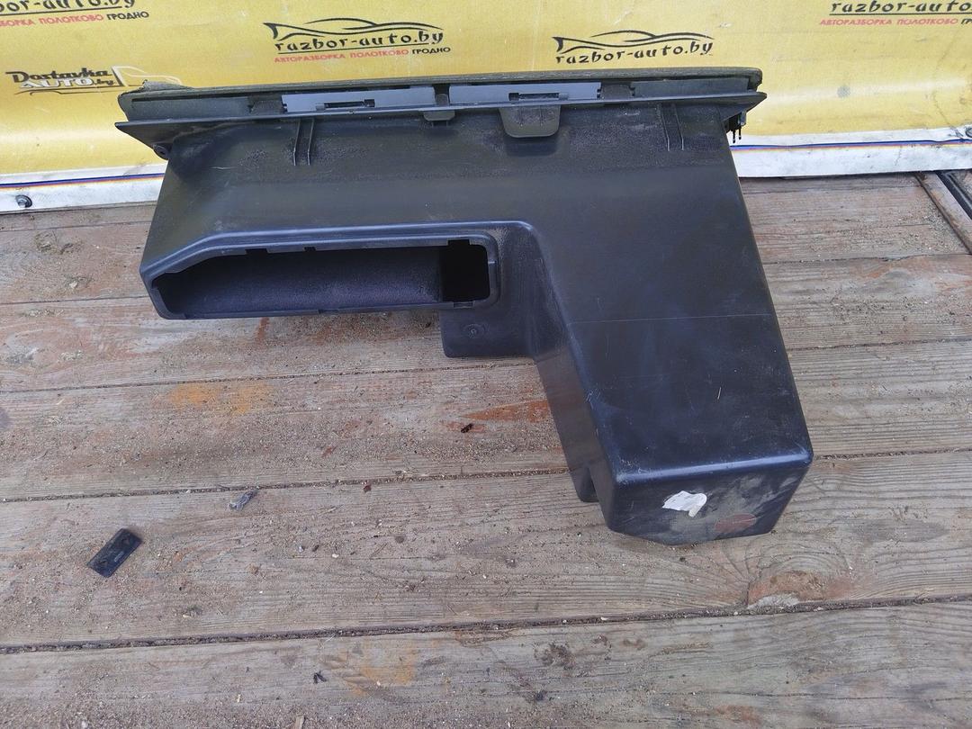 Бардачок B4LGWR Renault Vel Satis undefined