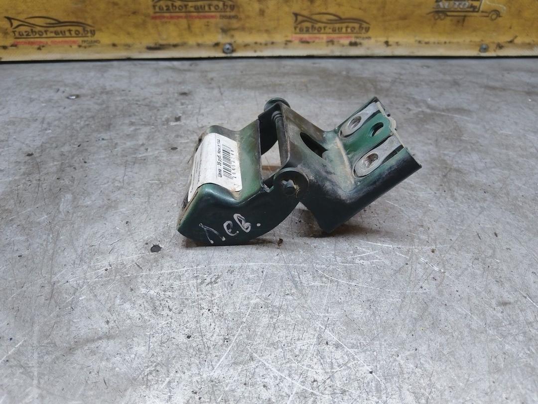 Петля крышки багажника 4P8M5W Chrysler Voyager undefined