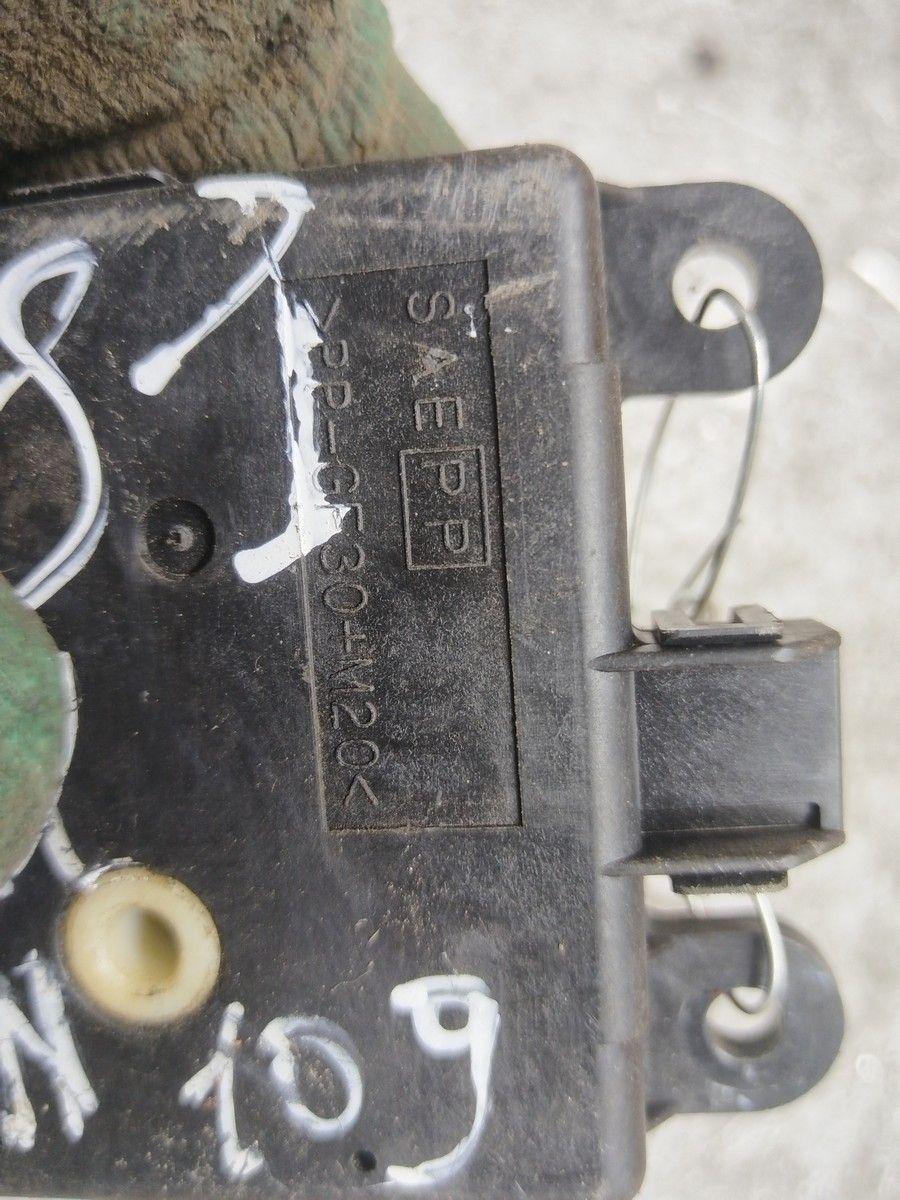 Моторчик заслонки печки TBN9RO Nissan Primera купить на авторазборке