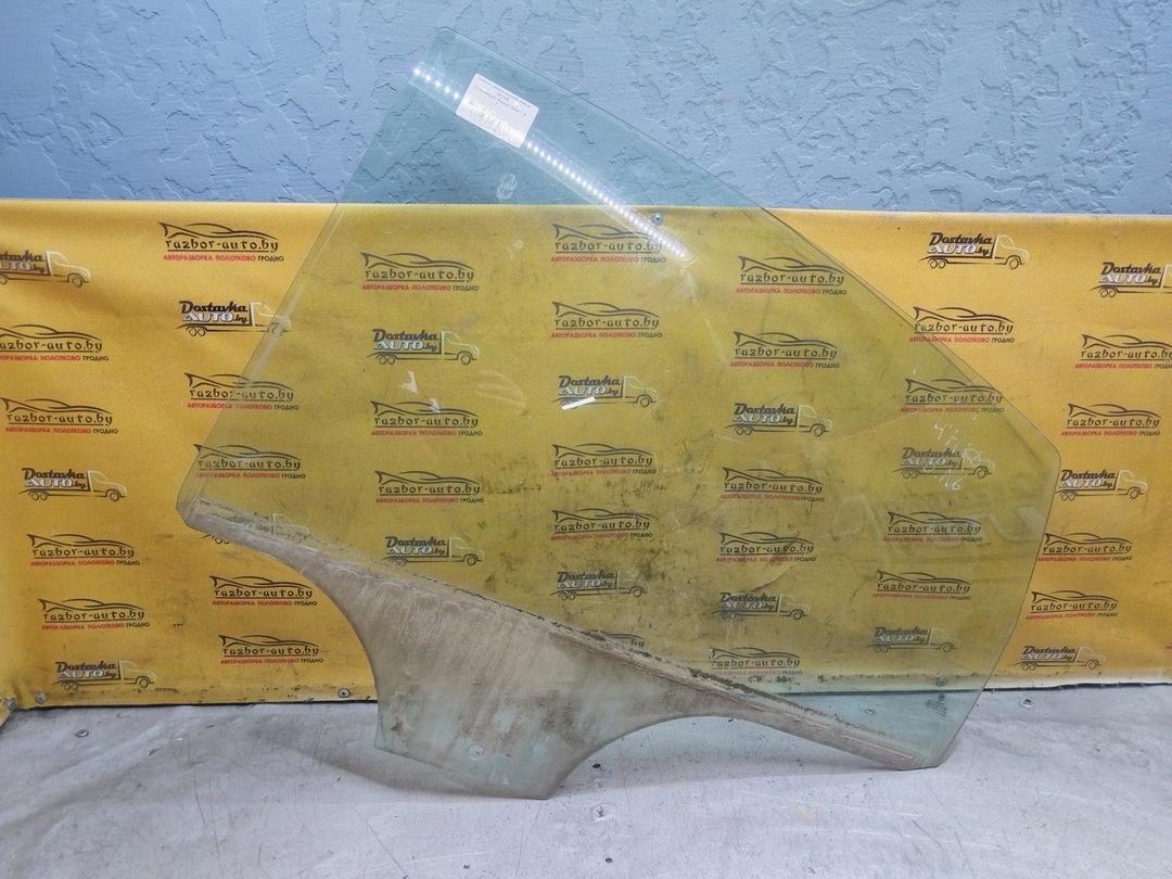 Стекло двери задней левой IQVI4E Volkswagen Passat