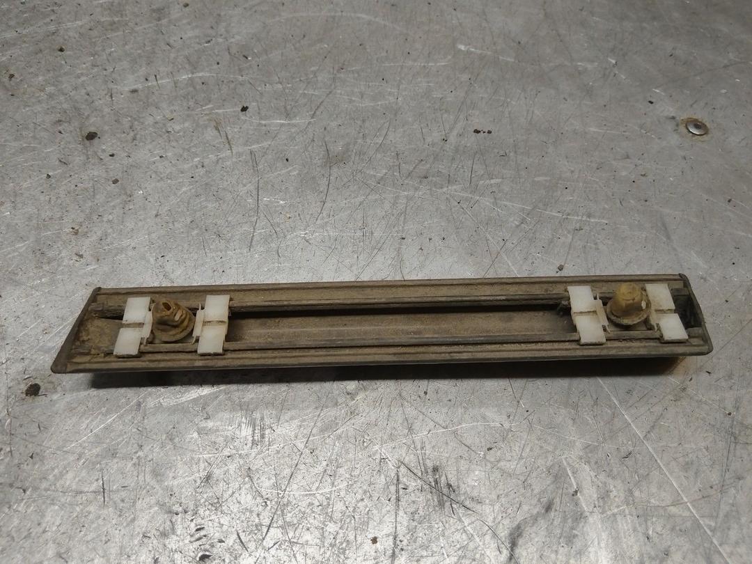 Молдинг крыла переднего левого JJ2GV4 BMW 3 E36 купить