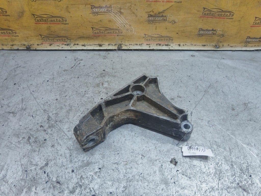 Кронштейн КПП RBUIUQ Opel Zafira - Фото 1