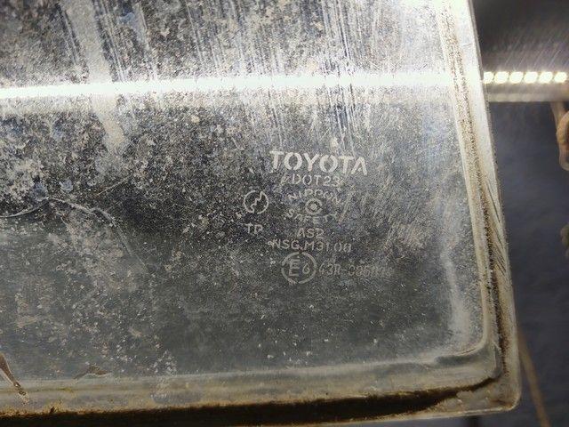 Стекло двери задней левой XO3J8C Toyota Corolla Verso - Фото 6