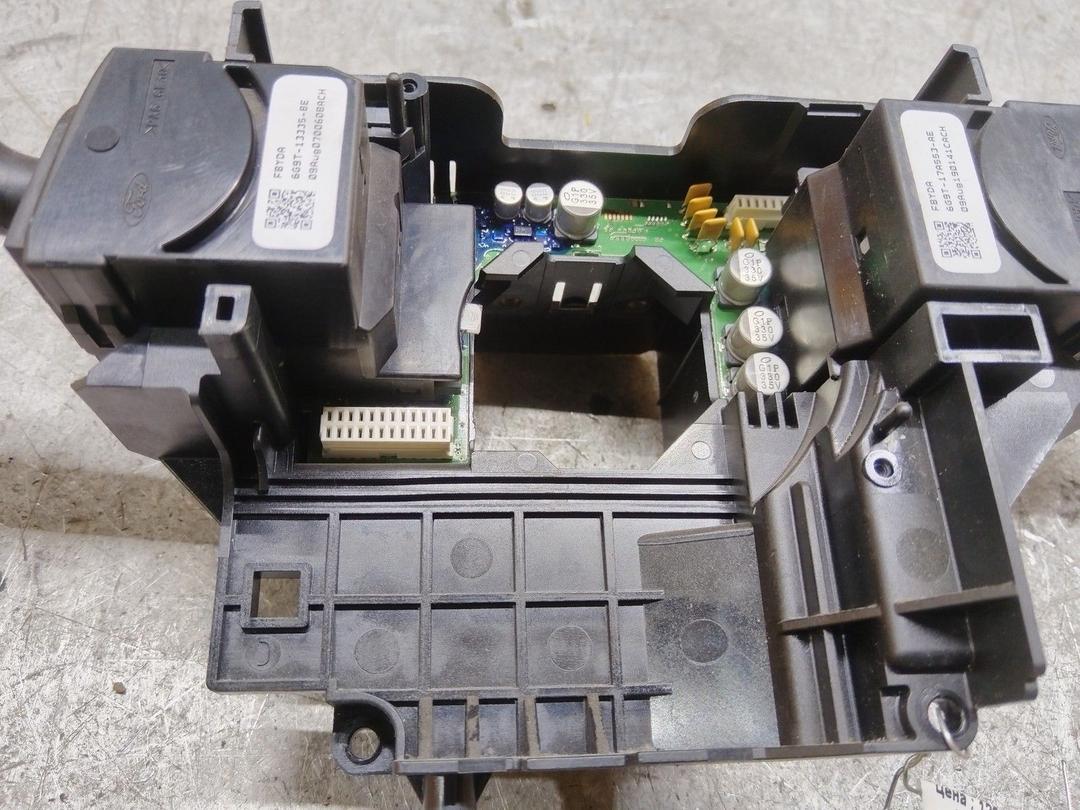 Переключатель подрулевой (стрекоза) QR69YQ Ford Galaxy купить