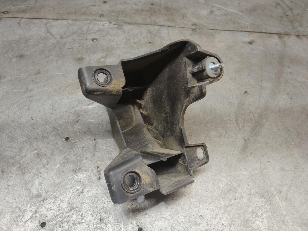 Кронштейн крепления бампера заднего BNI41H Citroen C4 купить с доставкой