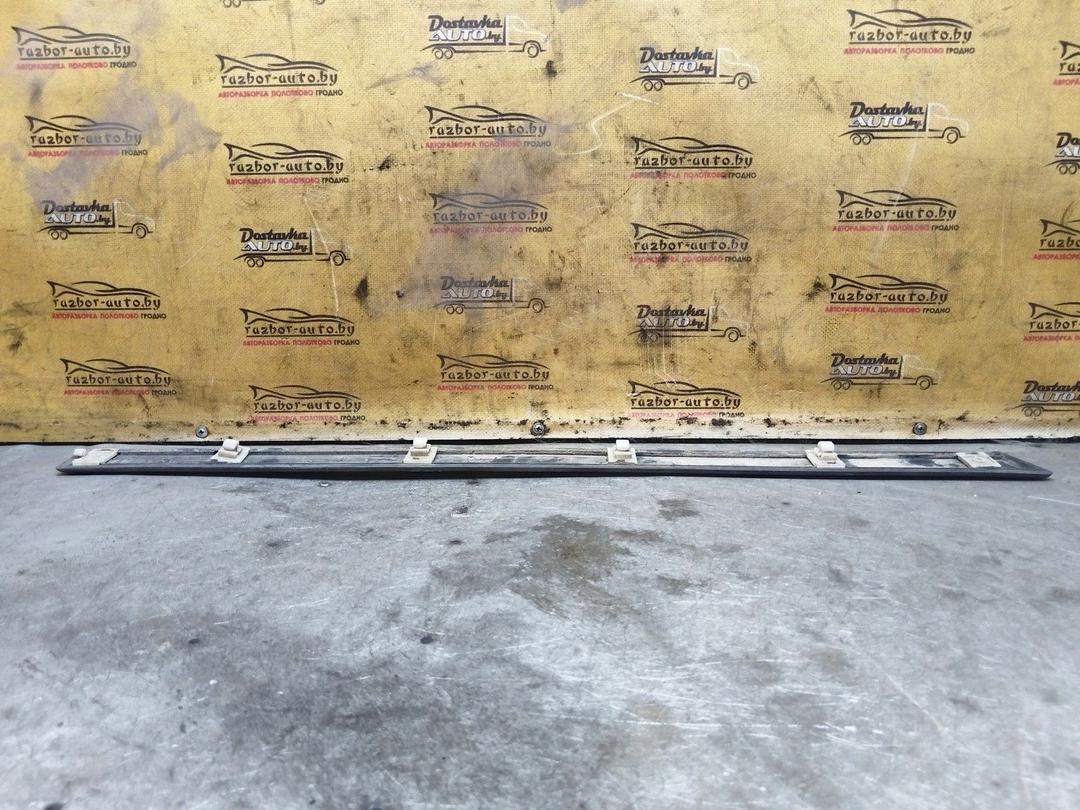 Молдинг двери задней левой L7PZ6G Audi 100 купить в магазине запчастей бу