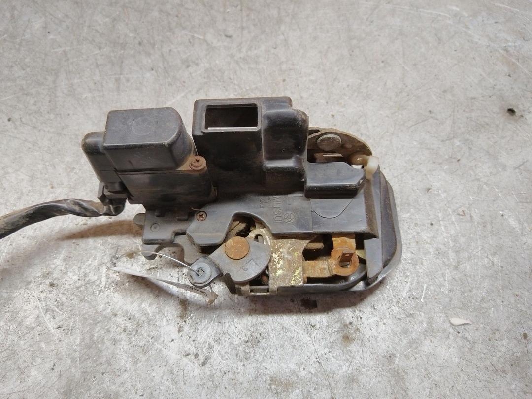 Замок двери передней правой 27B4EH Mazda 626 - Фото 2