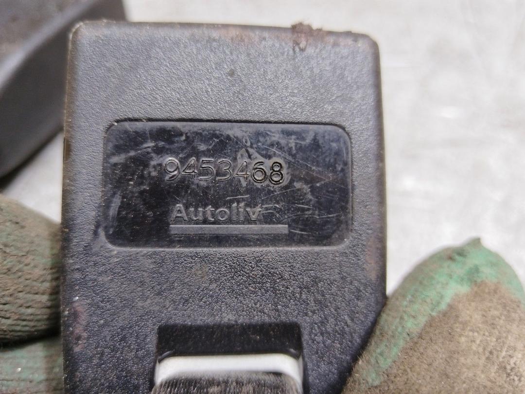 Замок ремня безопасности UT7APT Peugeot 206 купить в магазине запчастей бу