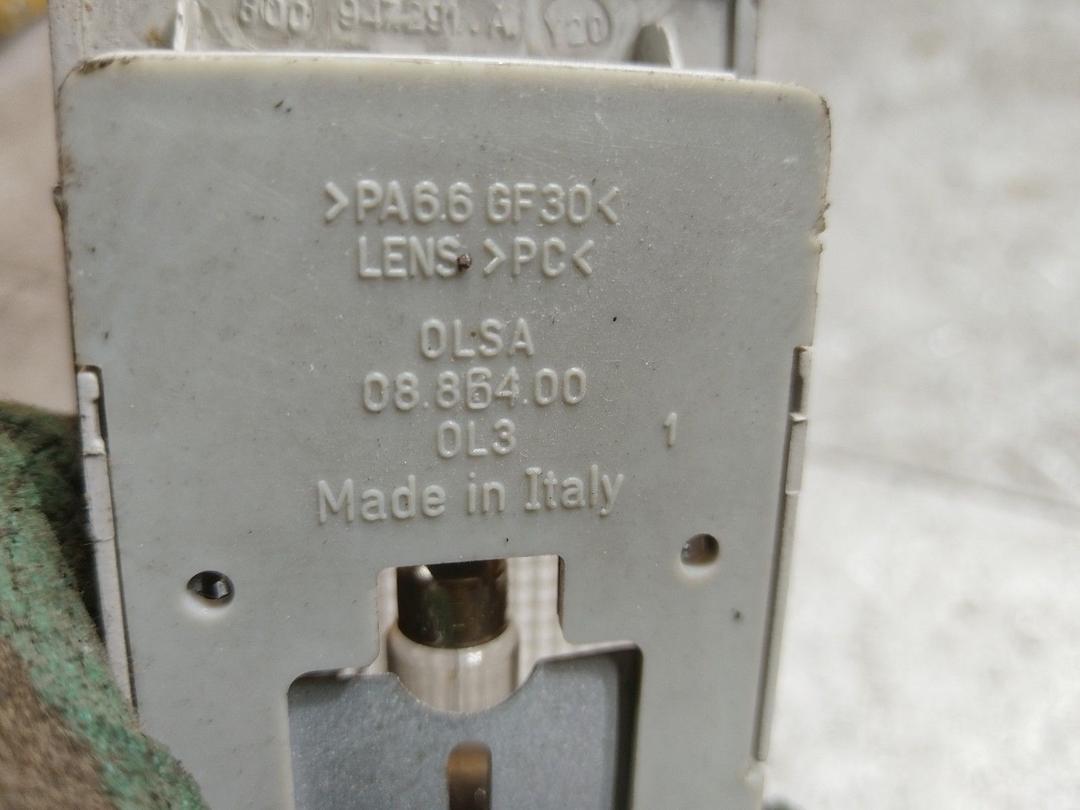 Фонарь салона (плафон) FCFS6T Volkswagen Polo купить с доставкой