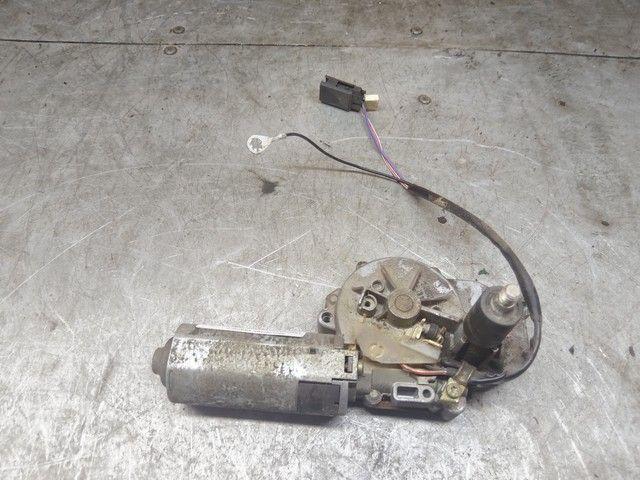 Моторчик заднего стеклоочистителя (дворника) 2964H4 Ford Escort