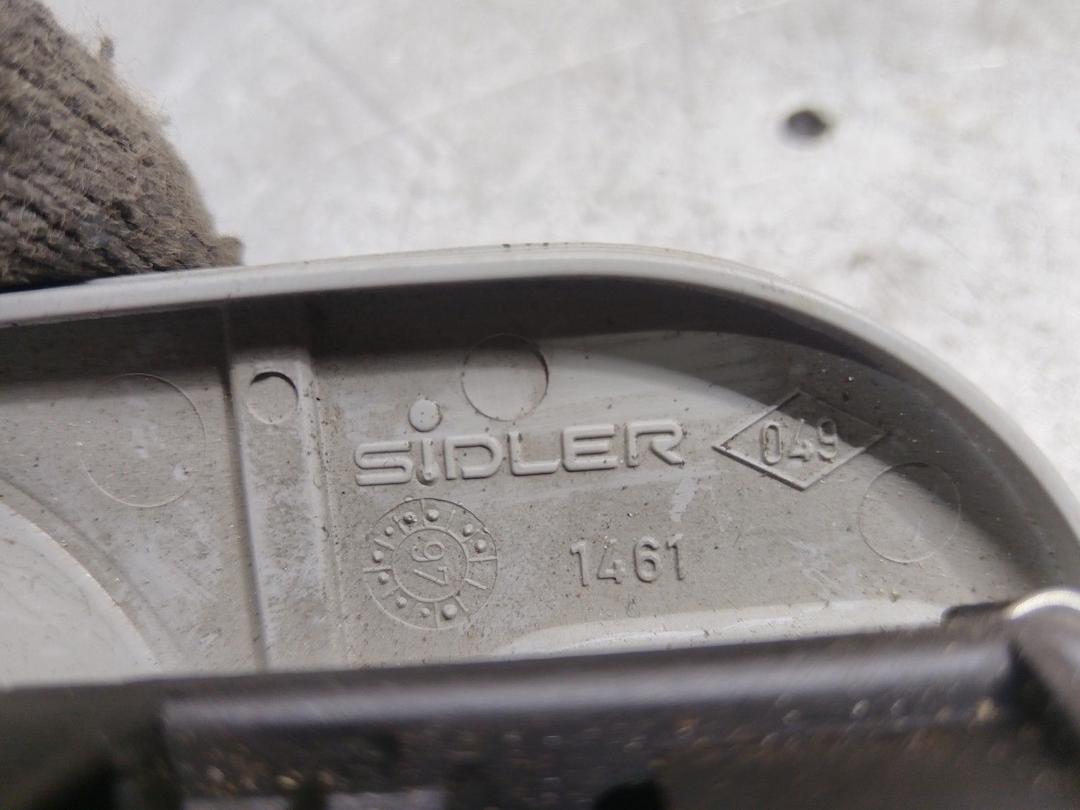 Фонарь салона (плафон) 24V38E Renault Laguna купить в магазине запчастей бу