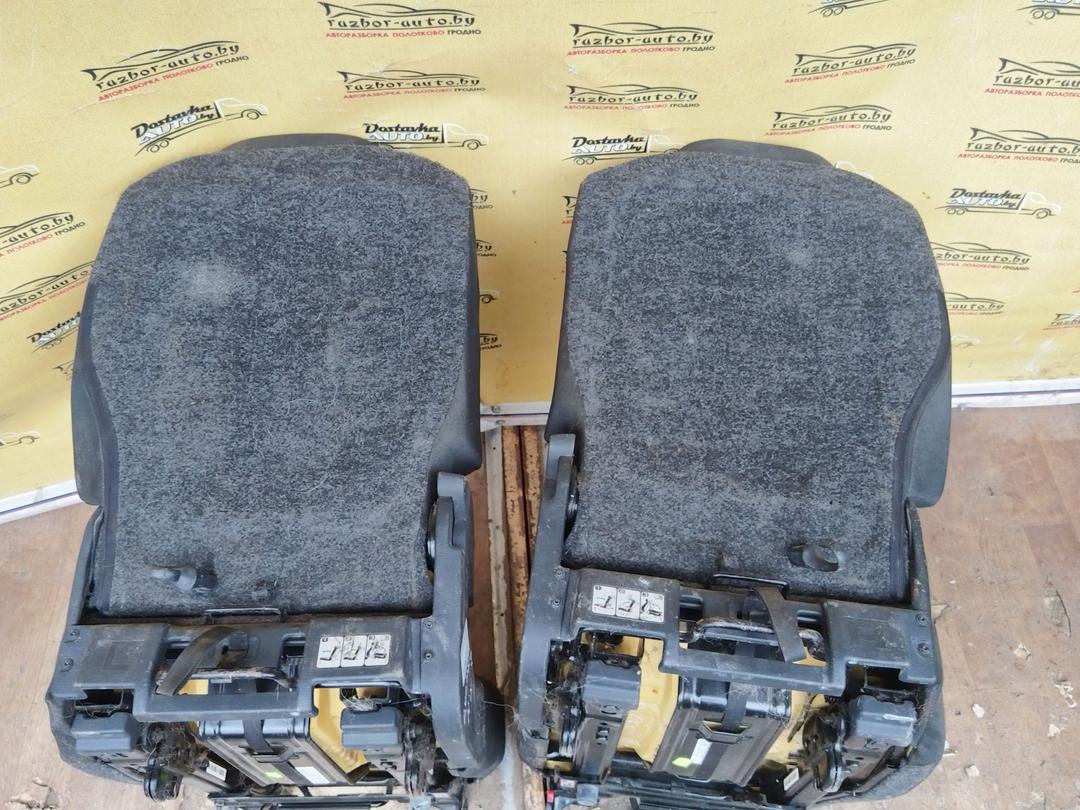 Сиденье заднее GBJ5VC Skoda Roomster undefined