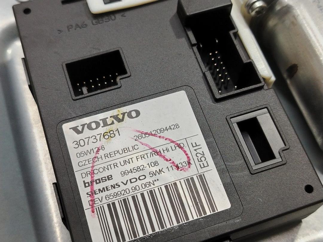 Стеклоподъемник электрический передний правый 6JBE1T Volvo V50 - Фото 4