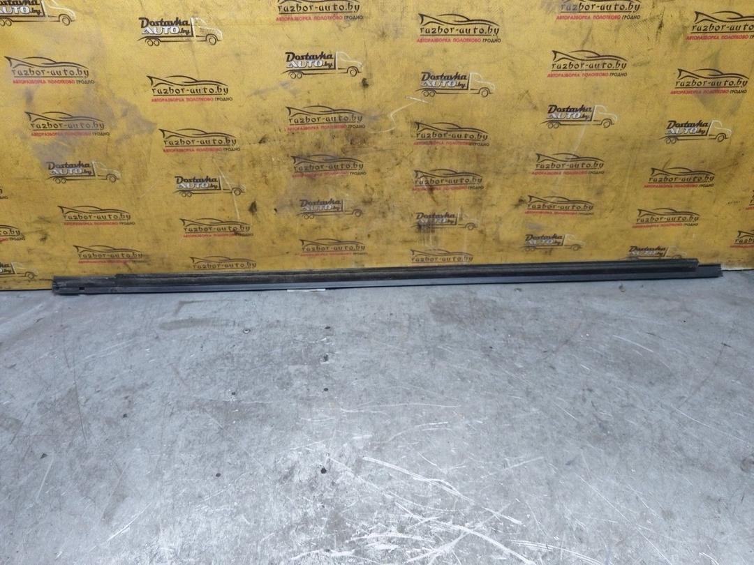 Молдинг стекла двери передней левой наружный PX637C Fiat Bravo купить