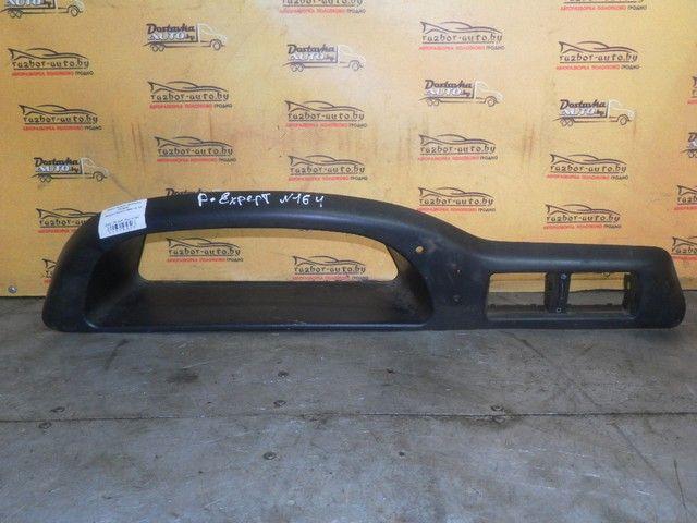 Кожух панели приборов 0S26DK Peugeot Expert