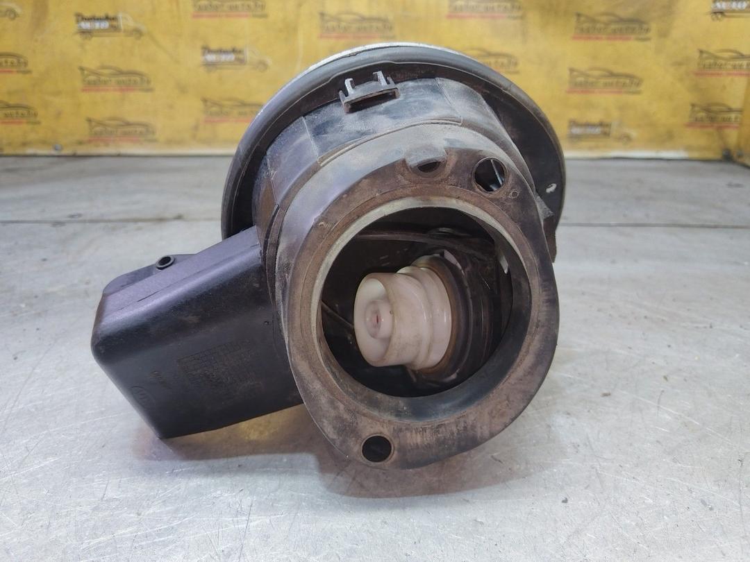 Лючок топливного бака 8L314G Kia Sorento купить с доставкой