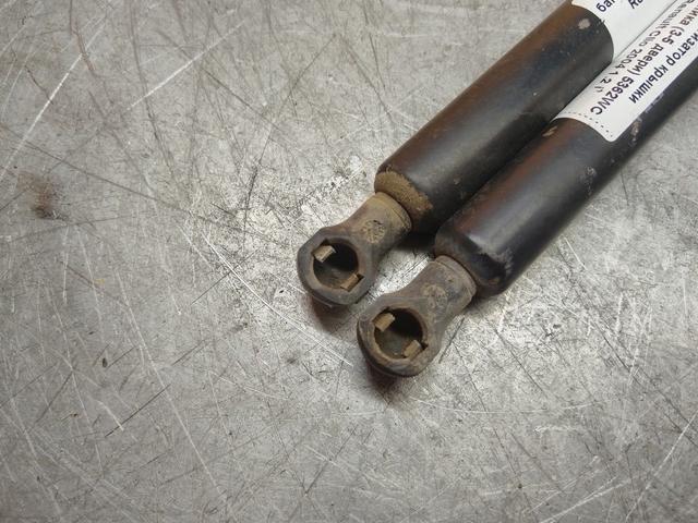 Амортизатор крышки багажника (3-5 двери) 5362WC Renault Clio купить с доставкой