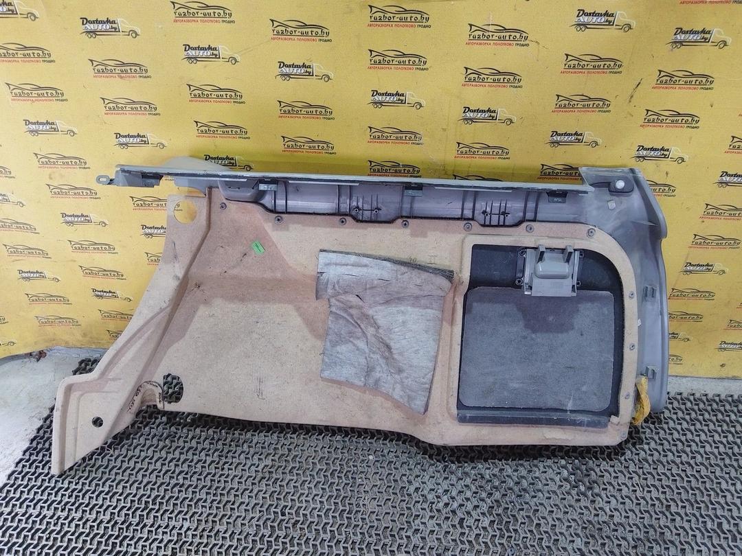 Обшивка багажника P55D7R Volkswagen Passat купить с доставкой