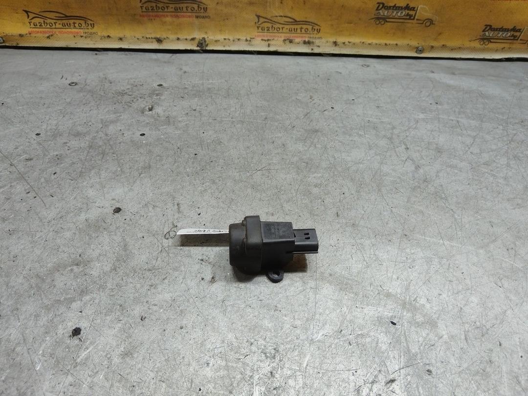 Кнопка (выключатель) 8YOD23 Honda Accord