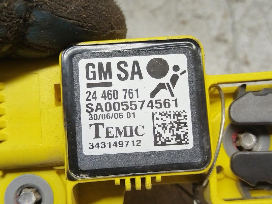 Датчик удара VEH680 Opel Astra купить в магазине запчастей бу