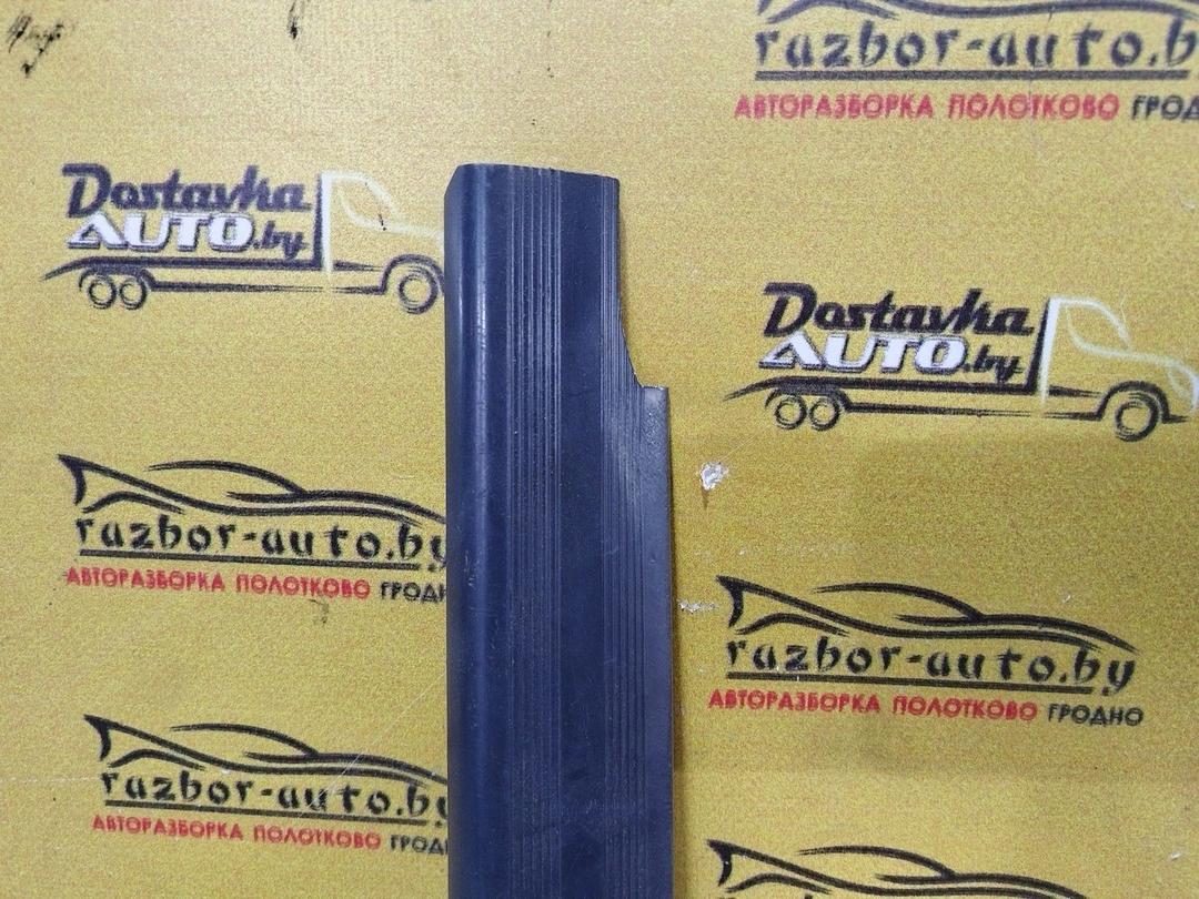 Накладка на порог H1GQ37 Audi 100 купить