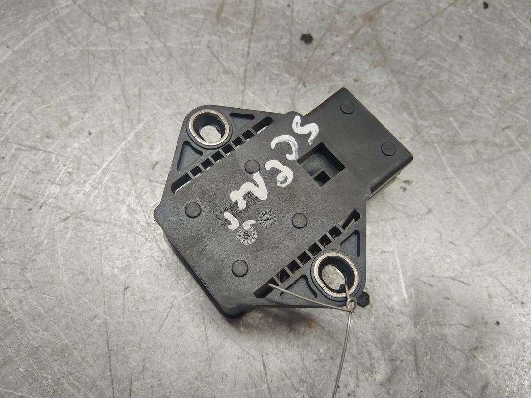 Датчик ускорения C5TM5K Renault Scenic купить