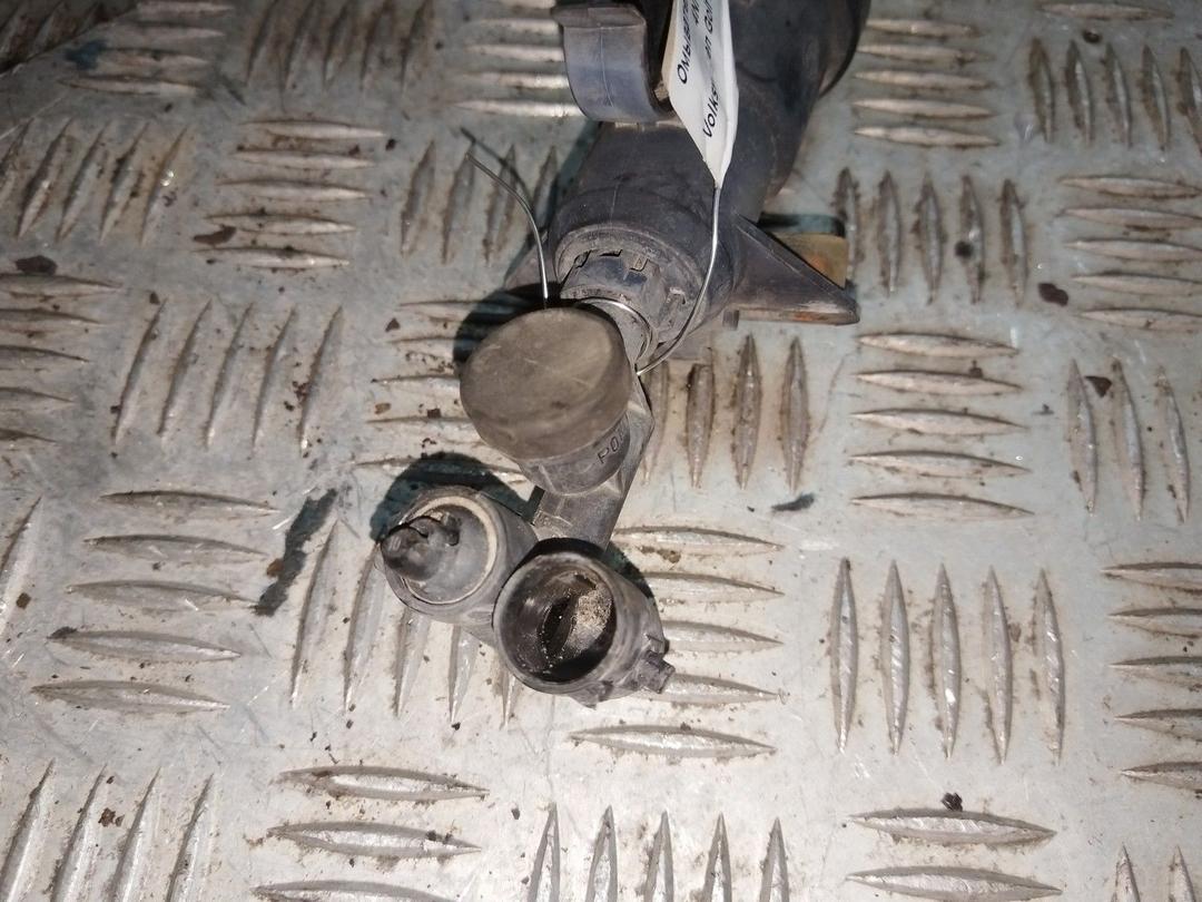 Омыватель правой фары 4NRG9J Volkswagen Golf купить