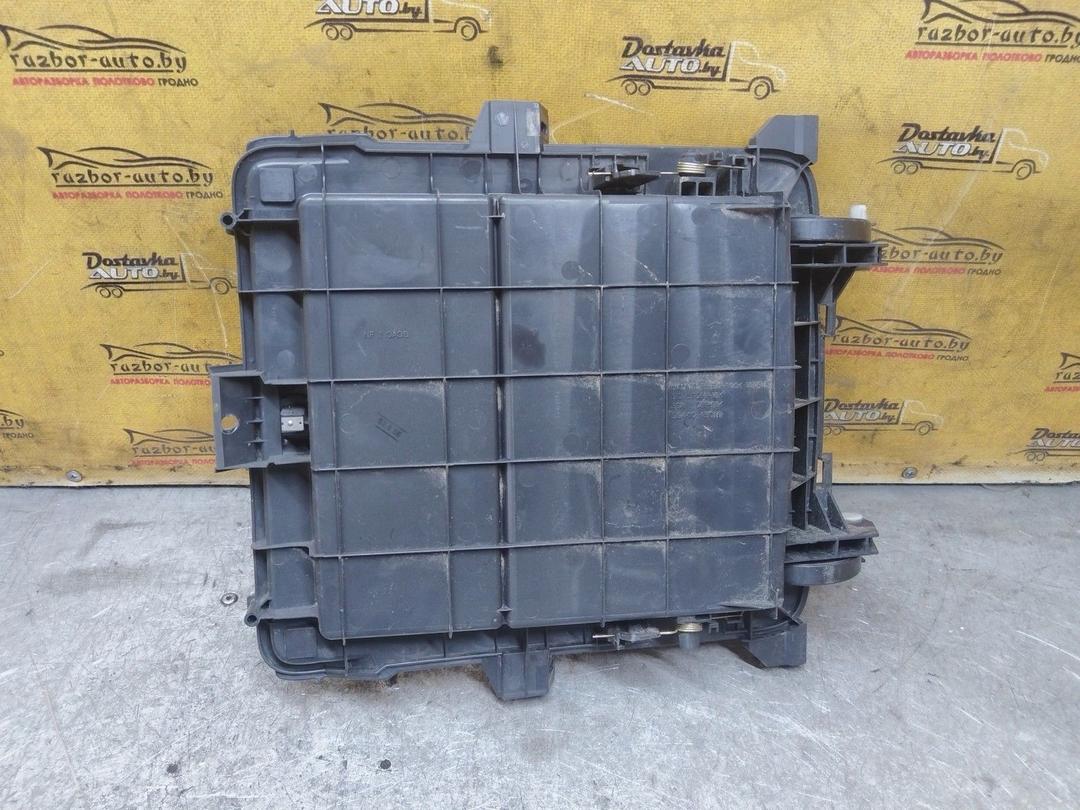 Бардачок JE7LEE Toyota Corolla Verso купить с доставкой