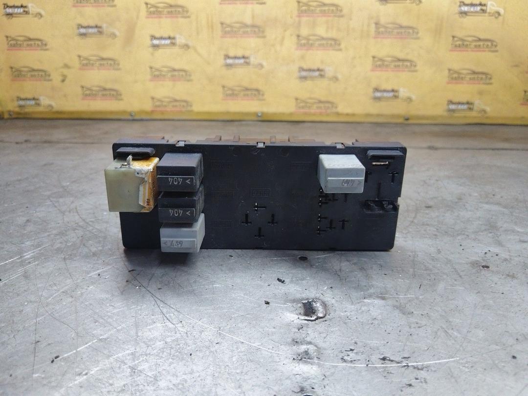 Блок предохранителей 2KBWCY Volkswagen Caddy - Фото 2