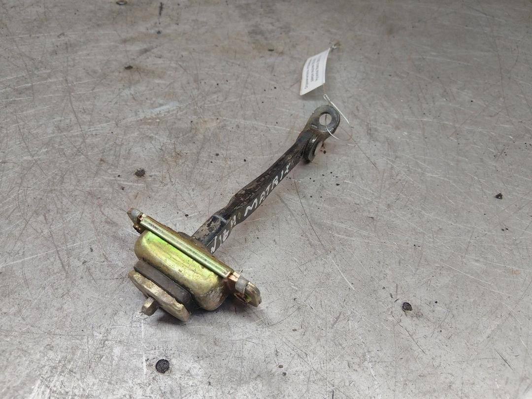 Ограничитель открывания двери задней IWJYK8 Hyundai Matrix - Фото 4