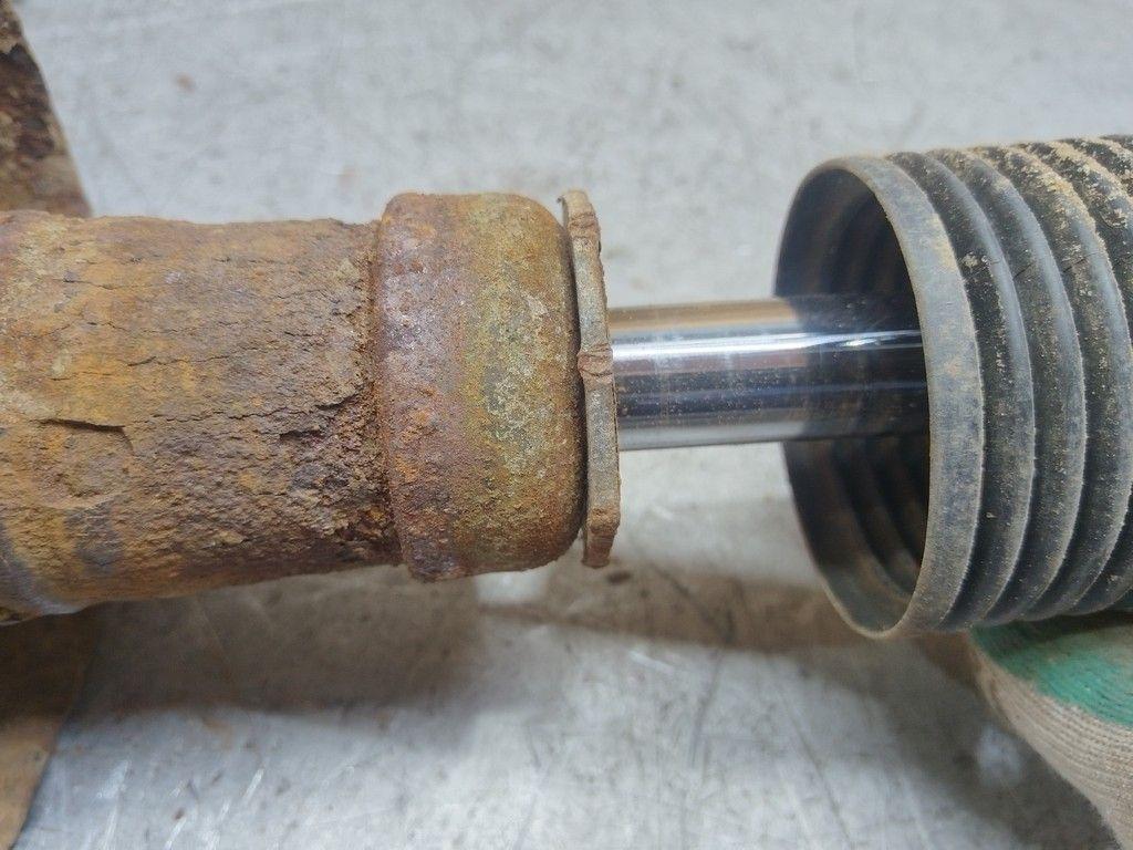 Амортизатор передний правый 6GD9AP Audi 80 - Фото 2