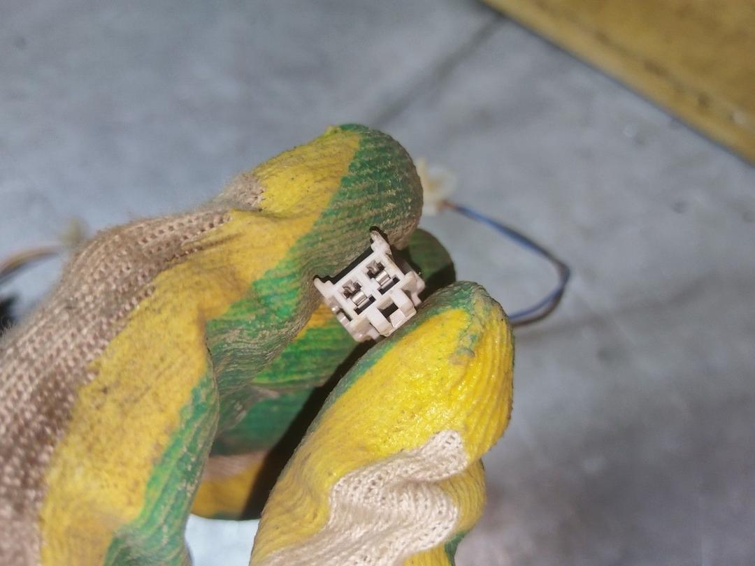 Проводка двери передней левой YZL70A Rover 45 - Фото 9