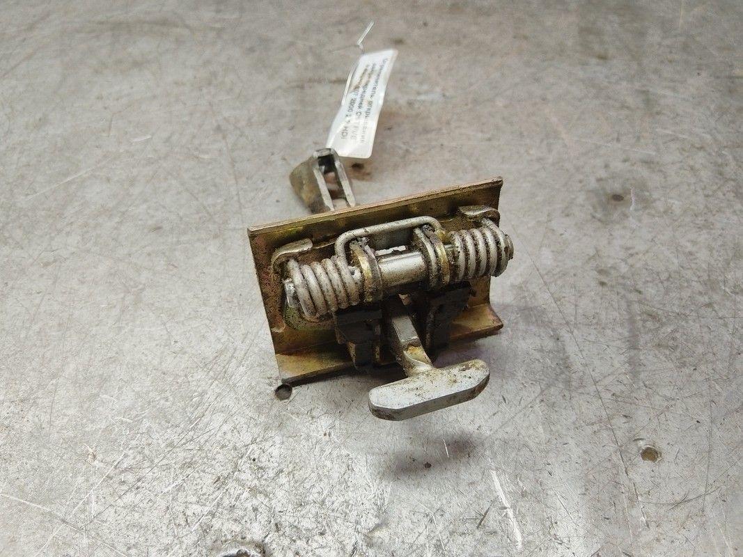 Ограничитель открывания двери передней Q9TFVE Peugeot 607 купить