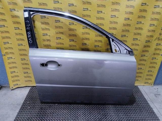 Дверь передняя правая OC5UY8 Volvo XC70 undefined