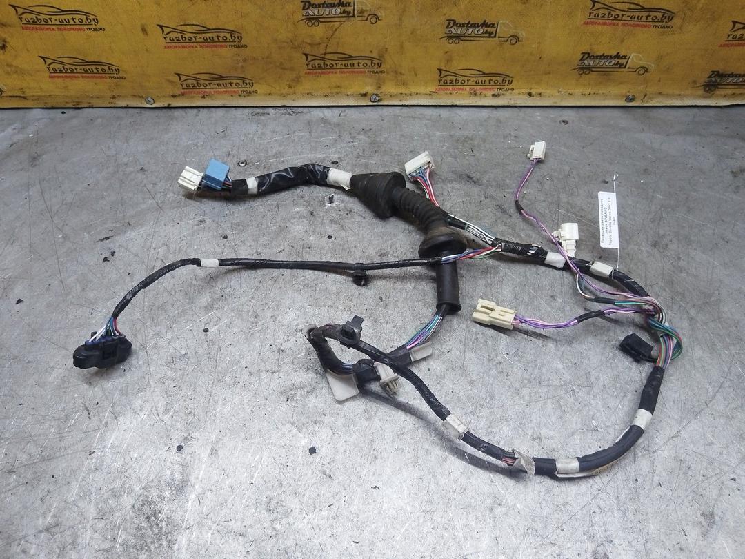 Проводка двери передней левой SWEAW2 Toyota Corolla Verso