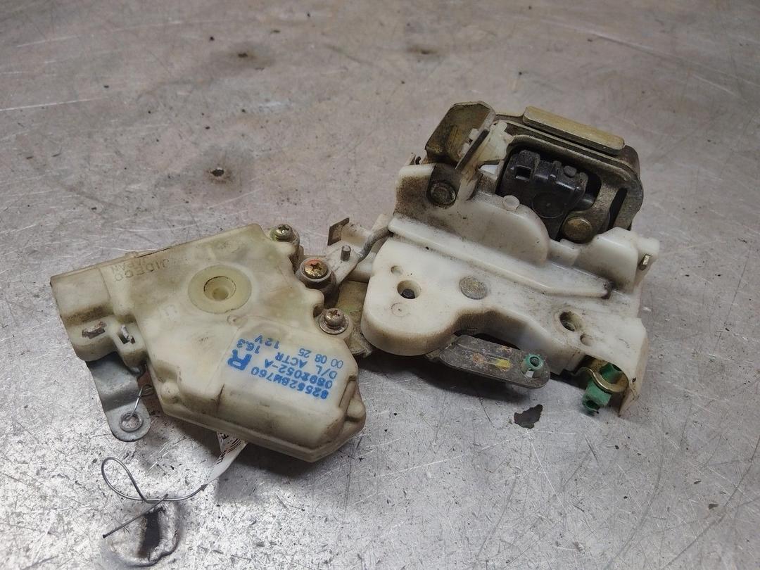 Замок двери задней правой 8AC6C1 купить с доставкой