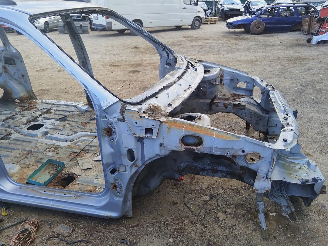 Стойка кузовная передняя правая NQEX8W Kia Carnival