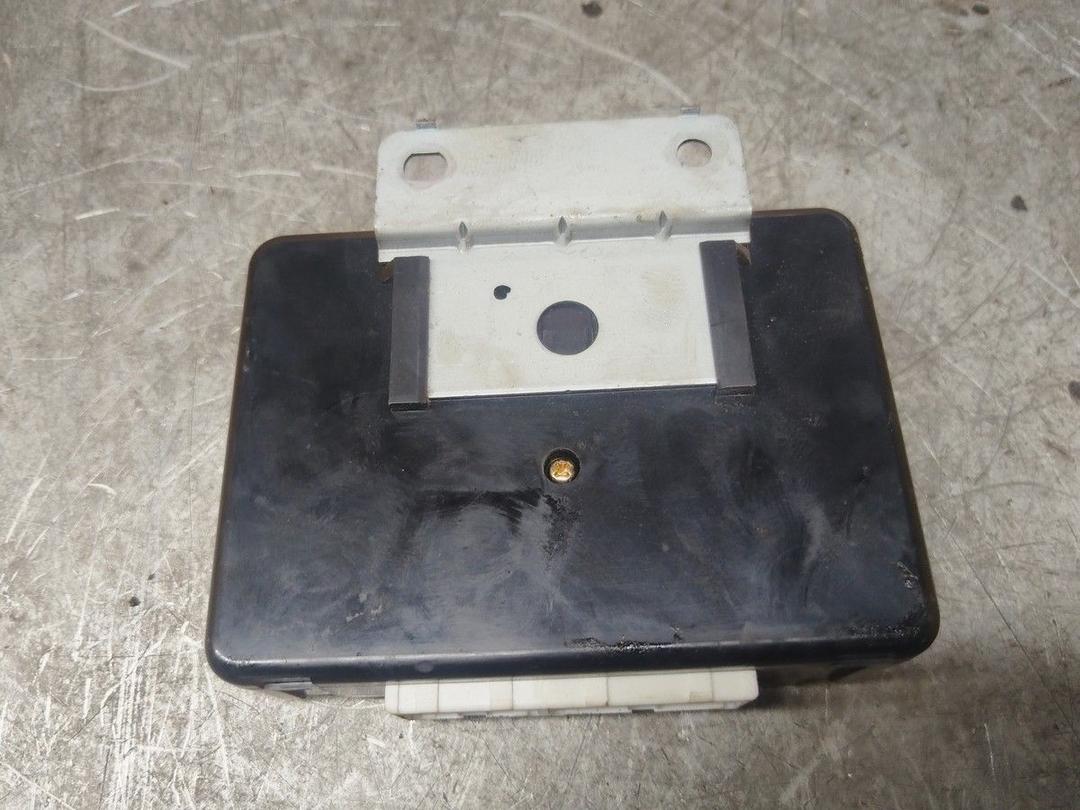 Блок комфорта ZK0T4Z Hyundai Matrix купить в магазине запчастей бу