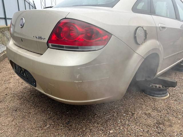 Бампер задний T6BCS7 Fiat Linea