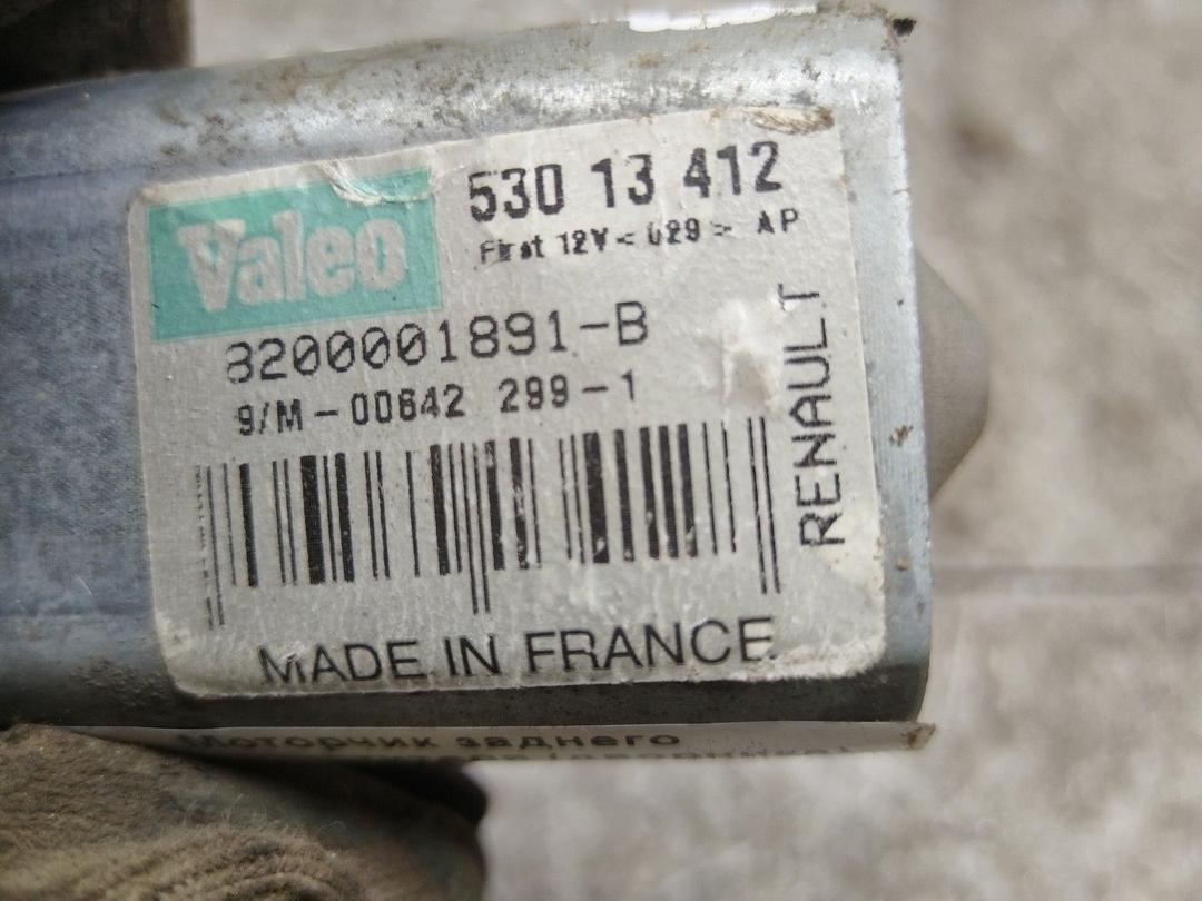 Моторчик заднего стеклоочистителя (дворника) 261DL4 Renault Laguna купить с доставкой