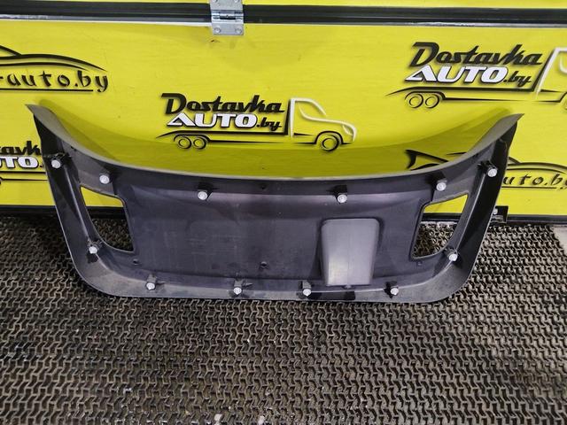 Обшивка крышки багажника 7P68DZ Mitsubishi Colt купить